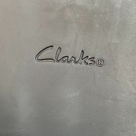 Clarks Collection Ultimate Comfort Slip On 1" Heel Patent Toe Shoes Black Sz 8.5 - Picture 7 of 10